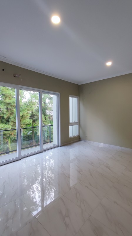 Flash Sale. Rumah bagus Villa Melati Mas, Serpong