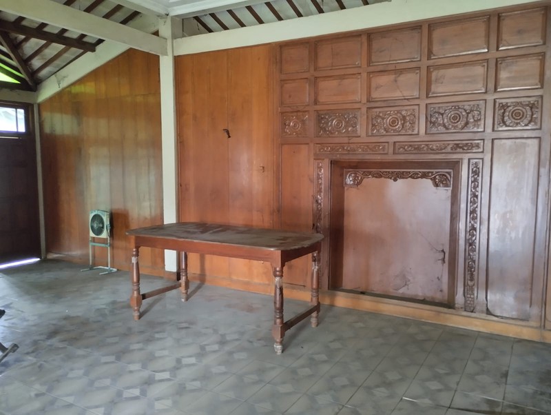 Rumah Panggung Etnik Kayu Jati Lokasi Strategis Mangku Jalan Raya Pedan-Cawas, Trucuk, Klaten