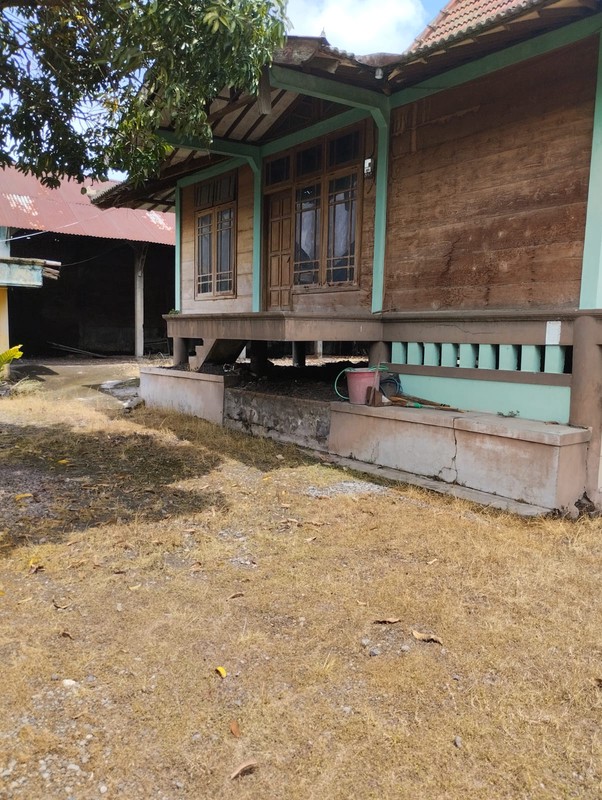 Rumah Panggung Etnik Kayu Jati Lokasi Strategis Mangku Jalan Raya Pedan-Cawas, Trucuk, Klaten
