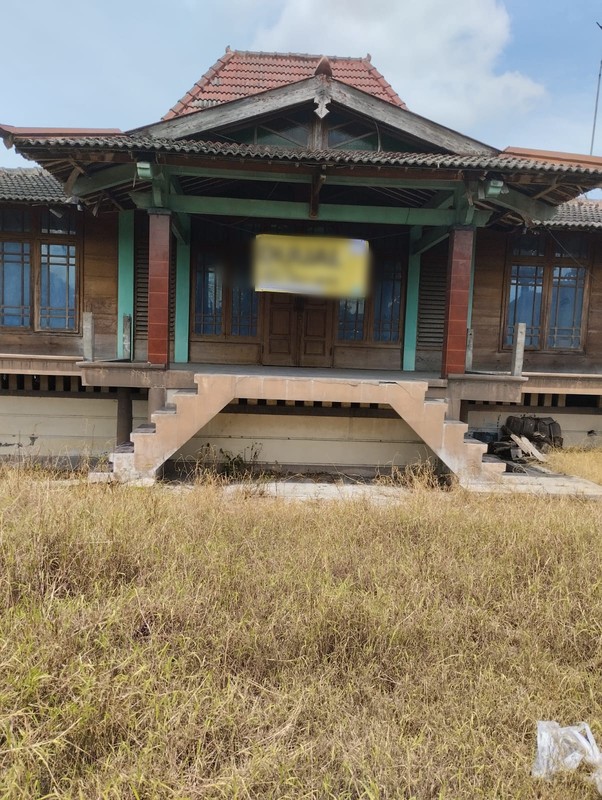 Rumah Panggung Etnik Kayu Jati Lokasi Strategis Mangku Jalan Raya Pedan-Cawas, Trucuk, Klaten