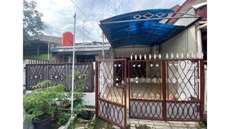 Rumah Titian Indah, Bekasi, Jalan lebar, lingkungan bersih dan tenang