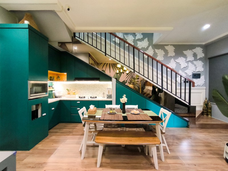 Rumah Cluster Eksklusif Dijual Cepat 2 Lantai 3 + 1 BR Hanya 2 M an Discovery Aluvia Bintaro Tangerang Selatan