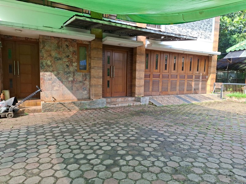 Kavling Bonus Rumah Di Jl Raden Saleh Karang Tengah Kota Tangerang