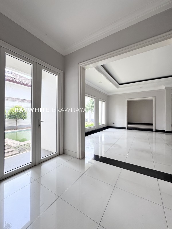 Rumah Elite Exclusive Lingkungan Tenang Area Bangka Kemang