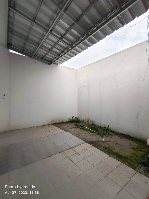 Rumah Siap Huni di Taman Kopo Indah Redwood