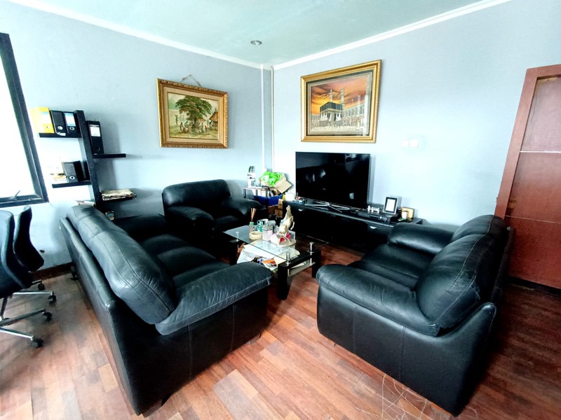 Dijual Gedung Kantor Lokasi Strategis Di Jl. Proklamasi, Menteng, Jakarta Pusat