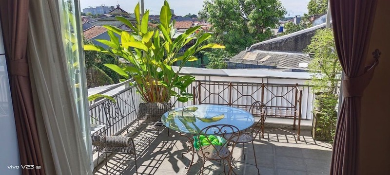 DIJUAL CEPAT 2 Rumah Tinggal Detached (nempel) di Jln.Palem, daerah Pesanggrahan, Jak Sel 