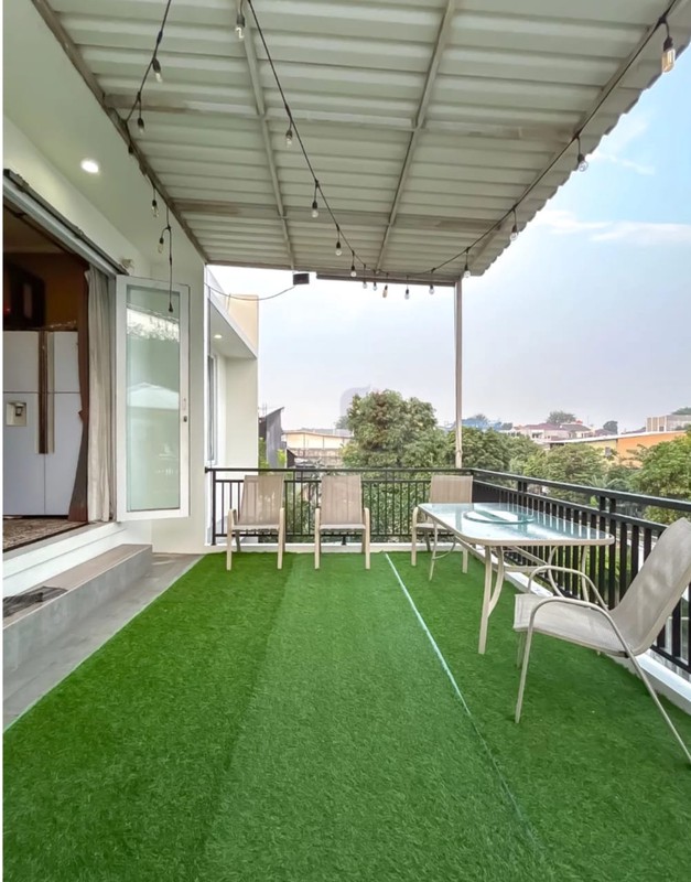 DIJUAL CEPAT 2 Rumah Tinggal Detached (nempel) di Jln.Palem, daerah Pesanggrahan, Jak Sel 