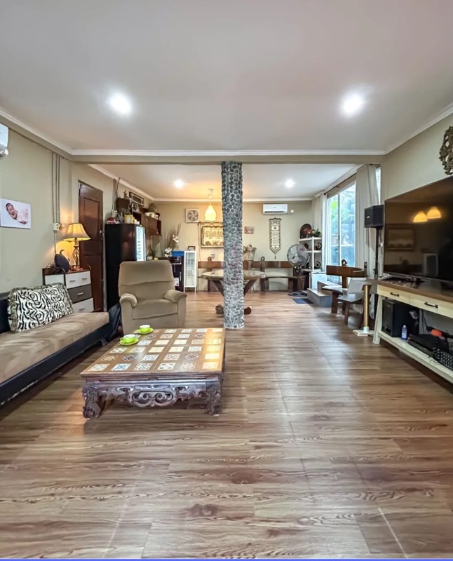 DIJUAL CEPAT 2 Rumah Tinggal Detached (nempel) di Jln.Palem, daerah Pesanggrahan, Jak Sel 