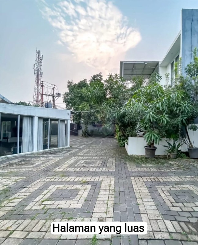 DIJUAL CEPAT 2 Rumah Tinggal Detached (nempel) di Jln.Palem, daerah Pesanggrahan, Jak Sel 