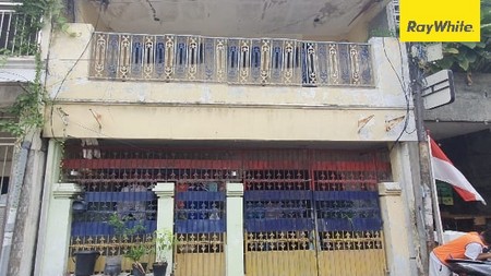 Dijual Rumah 2 lantai di Jalan Taman Arjuna Surabaya Pusat