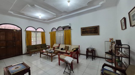 Rumah Tinggal 5 Kamar Tidur Lokasi Tebet Jaksel