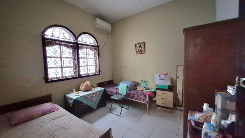 Rumah Tinggal 5 Kamar Tidur Lokasi Tebet Jaksel