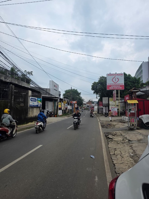 Ruang Usaha Di Lokasi Strategis Jl Jombang Raya Pondok Aren Tangerang Selatan