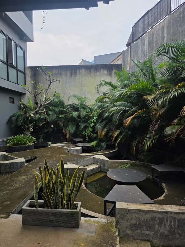 Ruang Usaha Di Lokasi Strategis Jl Jombang Raya Pondok Aren Tangerang Selatan