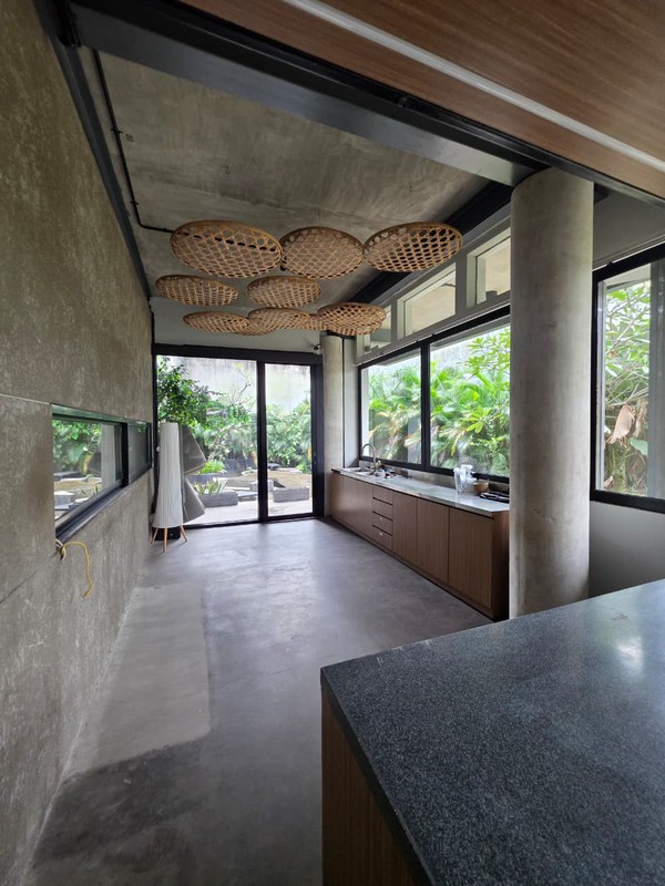 Ruang Usaha Di Lokasi Strategis Jl Jombang Raya Pondok Aren Tangerang Selatan