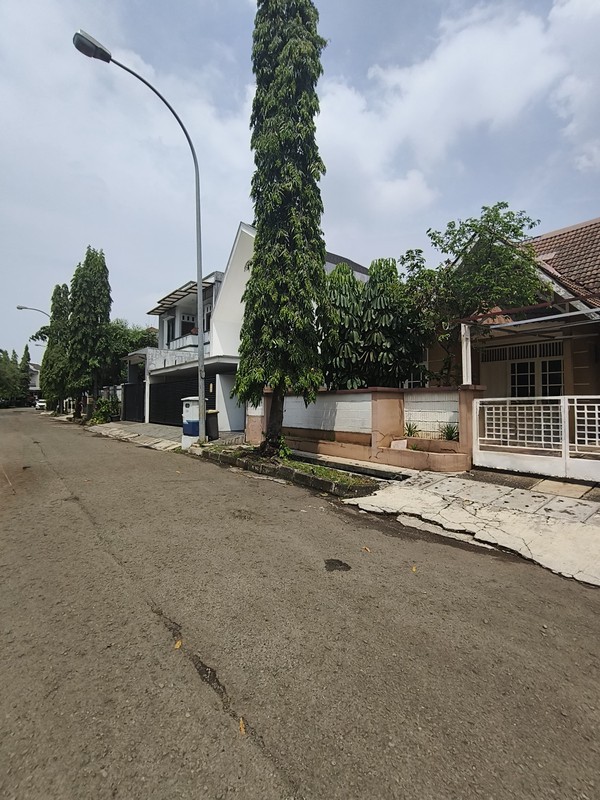 Rumah Bagus utk Investasi di Giri Loka, BSD, Tangerang Selatan
