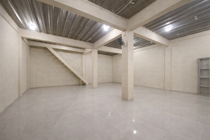 Gudang Strategis di Pancoran Mas Depok, Akses Cepat ke Cinere & Sawangan