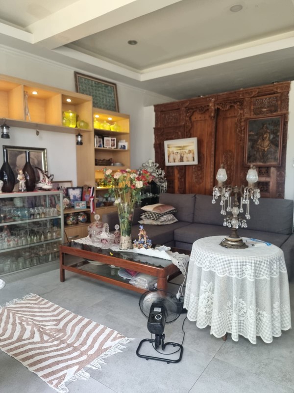 Rumah Premium LT 230 Cocok Keluarga Besar Cikini Bintaro