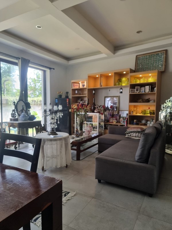 Rumah Premium LT 230 Cocok Keluarga Besar Cikini Bintaro