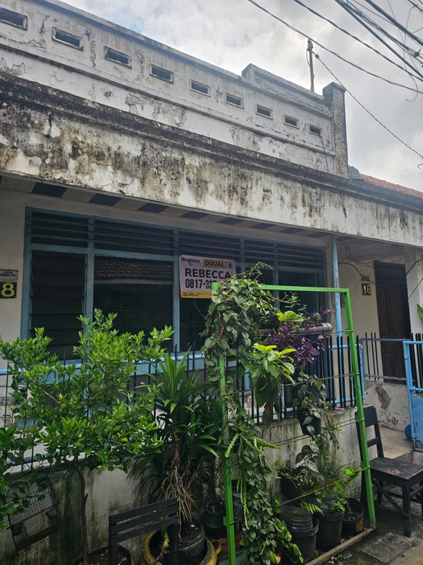 Rumah Di Bawah 1M Surabaya Pusat!!! Di Jual Rumah Hitung Tanah Di Kampung Peneleh