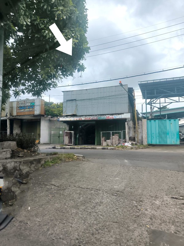 Disewakan 135 m2 Gudang / Ruko Nol Jalan Raya Surabaya Barat - Simojawar - Sukomanunggal - Ruko 2 Lantai Surabaya Barat - Akses Kontainer 40 Feet Dekat Banyu Urip, Akses Tol