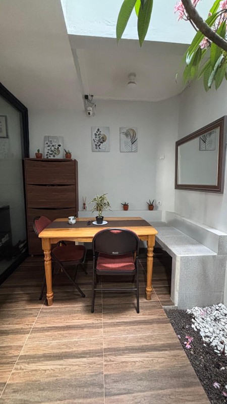 Rumah 2 Lantai Siap Huni dengan Hunian Nyaman @Bintaro