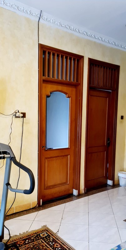 Rumah Bagus Lingkungan Oke Area Dalam Komplek Puri Flamboyan Rempoa.