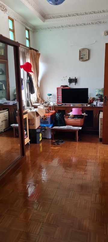 Rumah Bagus Lingkungan Oke Area Dalam Komplek Puri Flamboyan Rempoa.