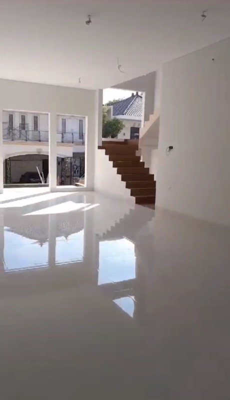 MURAH LUAS Rumah Puri Widya Kencana Citraland New Split Level Desain 2,5 Lantai + BASEMENT area lokasi TERDEPAN dekat GWalk