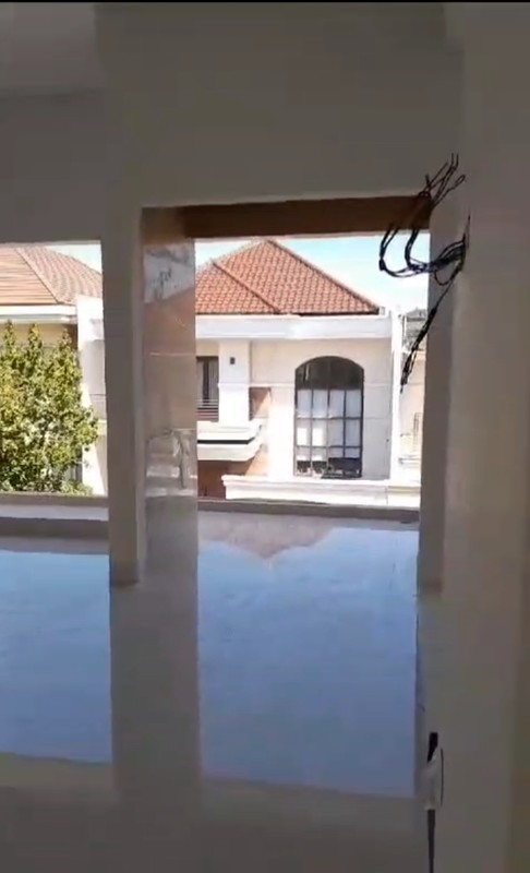 MURAH LUAS Rumah Puri Widya Kencana Citraland New Split Level Desain 2,5 Lantai + BASEMENT area lokasi TERDEPAN dekat GWalk