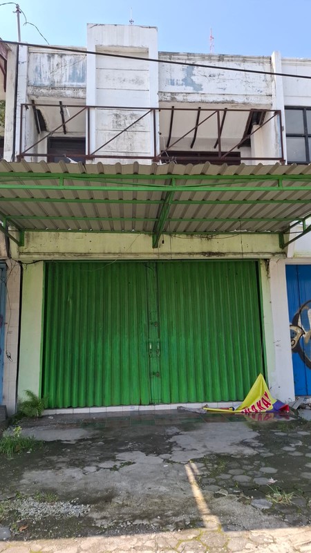 Disewakan Ruko 2 Lantai Lokasi Strategis di Jalan Wates - Kasihan Bantul 