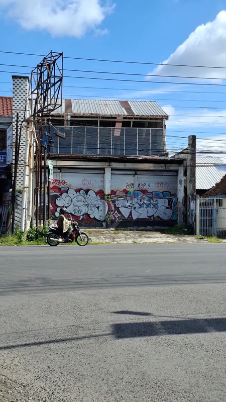 Ruko 2 Lantai Lokasi strategis di Jalan Kadipiro - Kasihan Bantul 