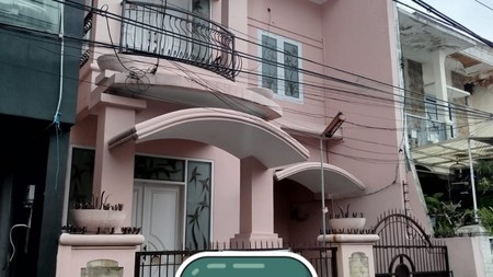 MURAH! RUMAH DISEWAKAN DI NGAGEL WASANA SURABAYA