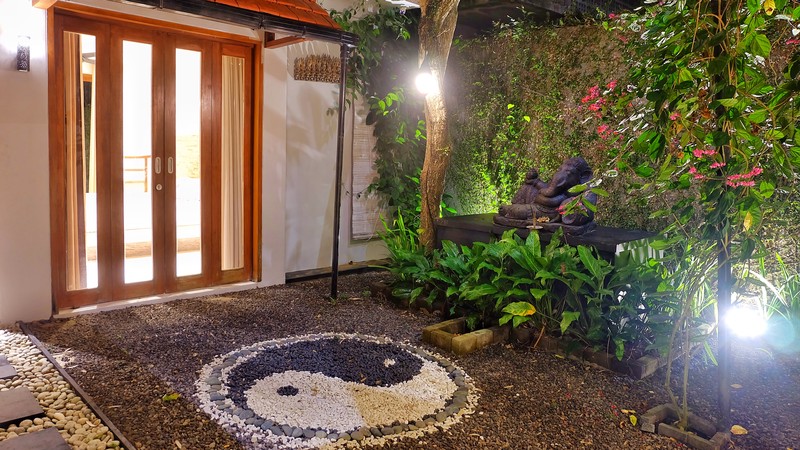 Stunning 3-Bedroom Freehold Villa - Prime Investment Near Ubud Center.