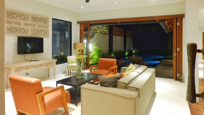 Stunning 3-Bedroom Freehold Villa - Prime Investment Near Ubud Center