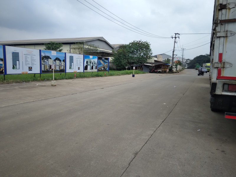 KAWASAN PERGUDANGAN EKSKLUSIF HANYA 200 M KE PINTU TOLL NARAGONG BISA MASUK KONTENER HARGA MULAI 1,7 MILYARAN