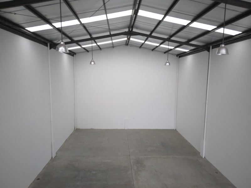 KAWASAN PERGUDANGAN EKSKLUSIF HANYA 200 M KE PINTU TOLL NARAGONG BISA MASUK KONTENER HARGA MULAI 1,7 MILYARAN