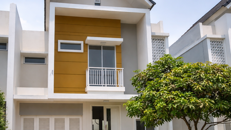 Rumah Modern dengan Fasade Cantik & Lingkungan Asri di Summarecon Bandung