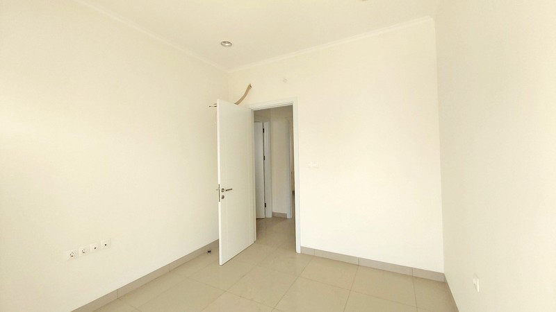 Rumah Modern dengan Fasade Cantik & Lingkungan Asri di Summarecon Bandung