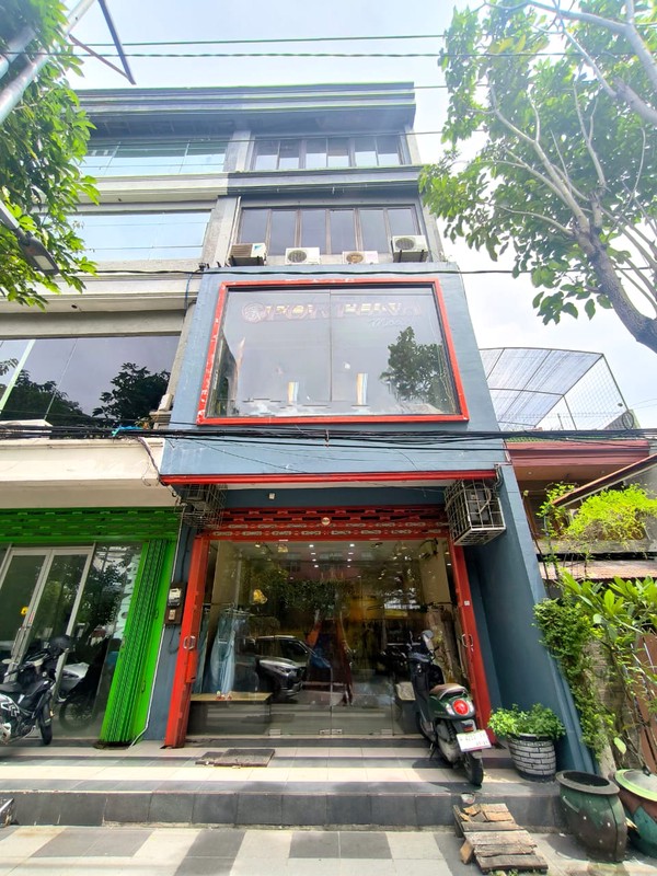 DISEWAKAN RUKO 4 LANTAI JALAN RAYA MAYJEND SUNGKONO SURABAYA BARAT