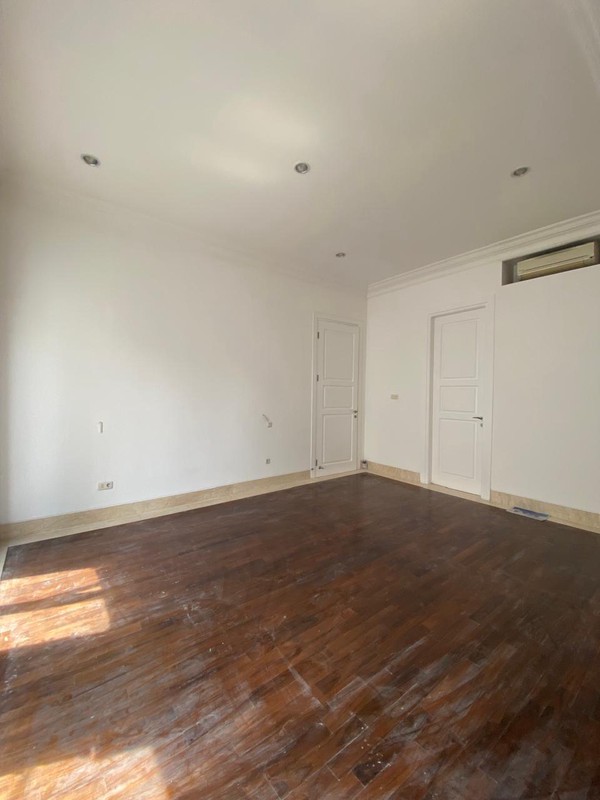 Disewakan Rumah Mewah Di Prapanca Jakarta Selatan