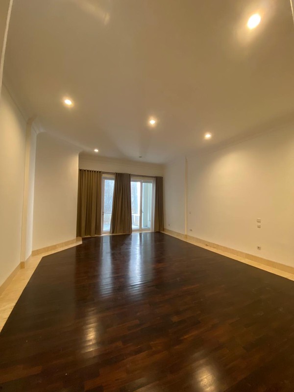 Disewakan Rumah Mewah Di Prapanca Jakarta Selatan