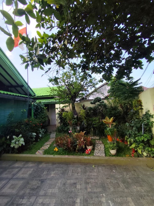 Rumah dan pavilion Jalan Joe M Kahfi 2 Ciganjur Jagakarsa Jakarta Selatan cocok untuk klinik praktik konseling