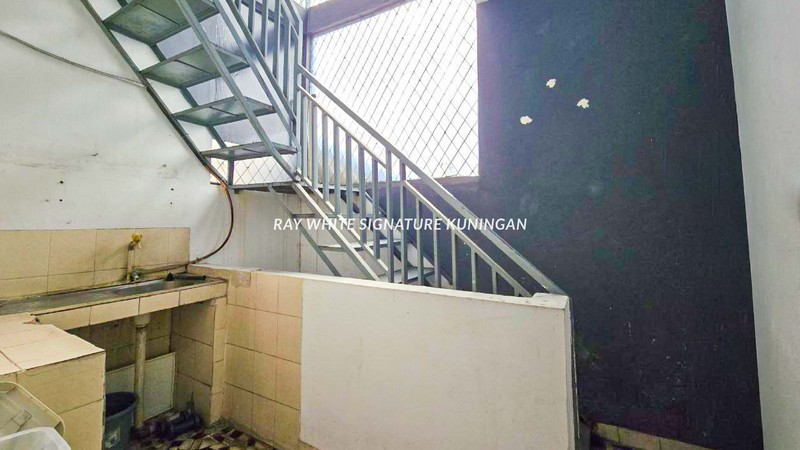 Dijual Rumah Kost Di Bendungan Hilir Bebas Banjir 