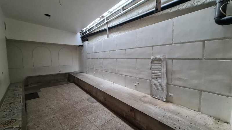 Rumah Komersil Dijual/Disewa Lokasi Strategis di Tebet Jaksel