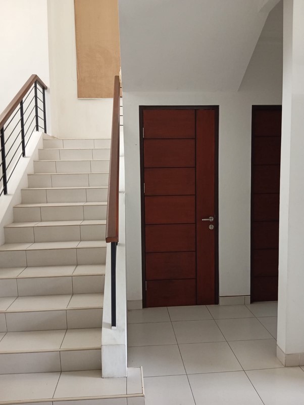 Rumah Luas Dua Lantai di Cluster Exclusive Premium Kota Wisata 