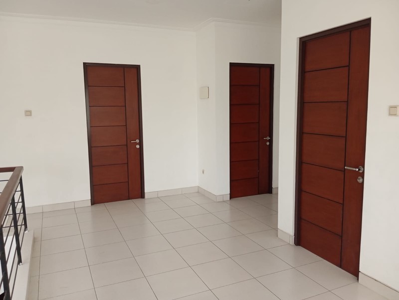 Rumah Luas Dua Lantai di Cluster Exclusive Premium Kota Wisata 