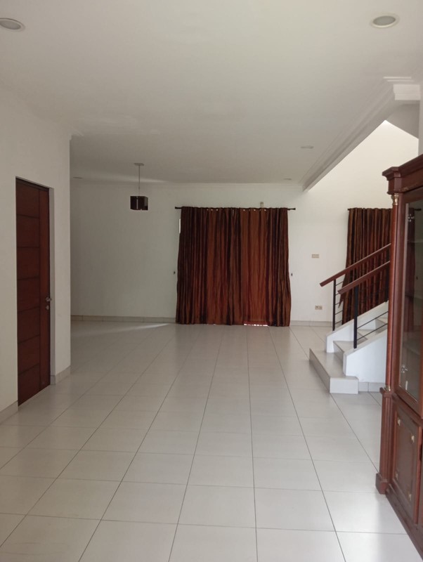 Rumah Luas Dua Lantai di Cluster Exclusive Premium Kota Wisata 