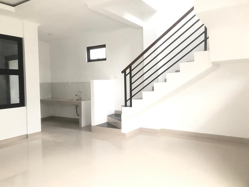 Rumah Baru Siap Huni Bintaro Paradiso 5 Menit Cluster Kuricang KRL Pondok Ranji 2 Lantai